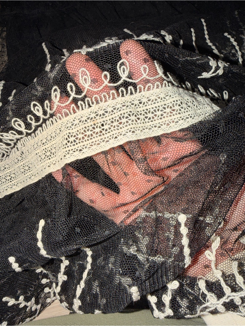Black and White Embroidered Dress - Picture 6 of 9